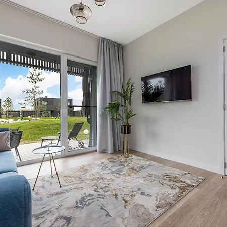 Basom - Mano Jura 3 Kunigiskiai - By Hello Sea Homes דירה פלאנגה